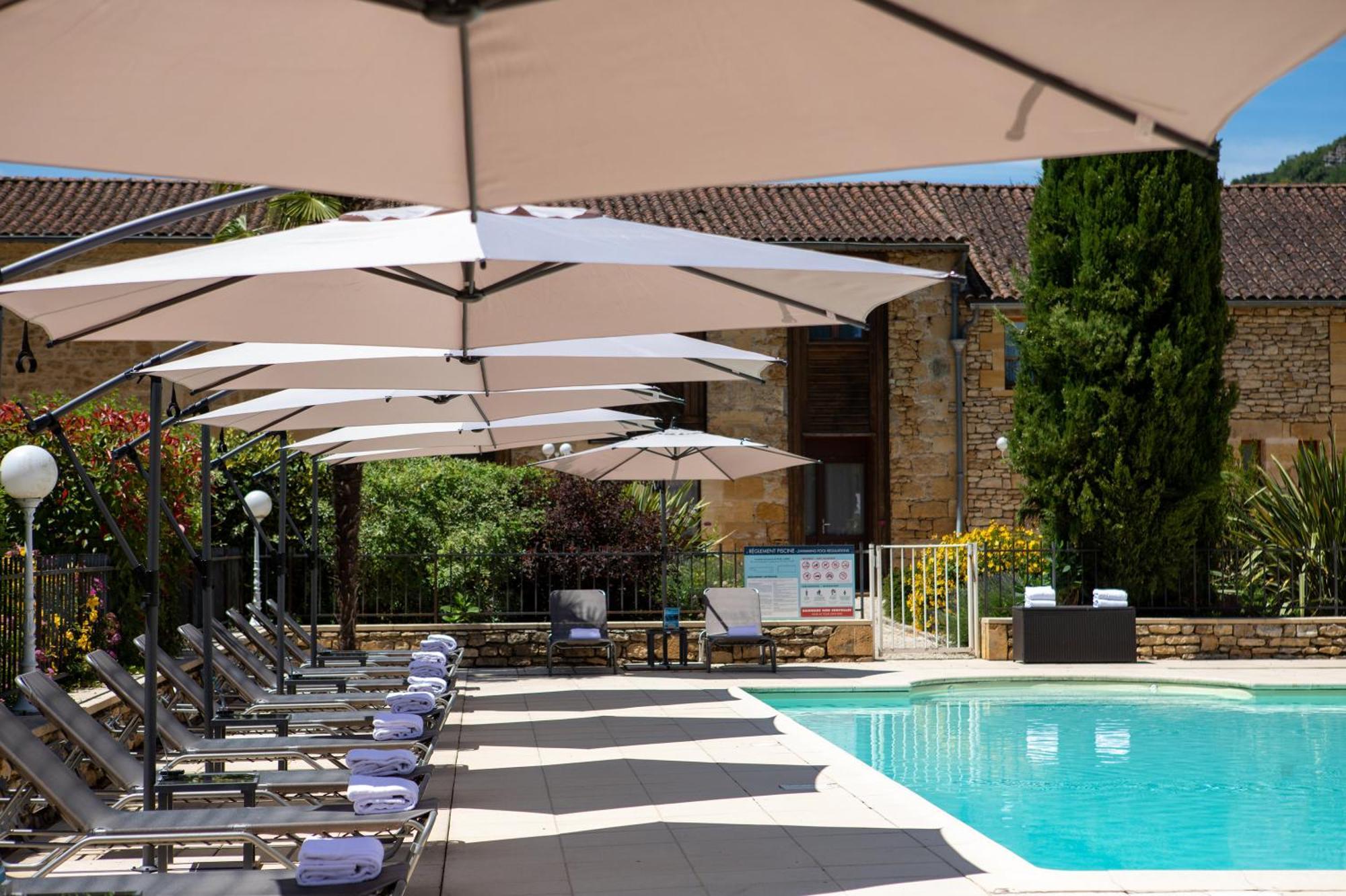 Domaine De Monrecour - Hotel & Restaurant - Proche De Sarlat Saint-Vincent-de-Cosse Buitenkant foto