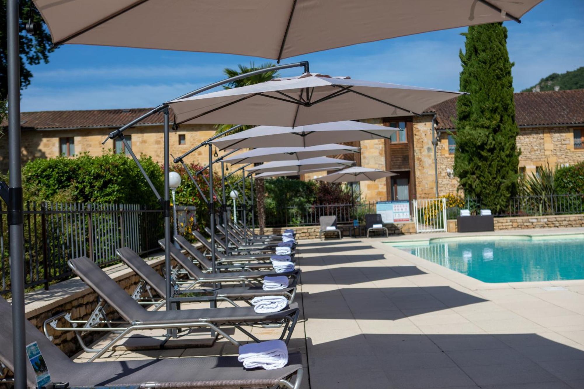 Domaine De Monrecour - Hotel & Restaurant - Proche De Sarlat Saint-Vincent-de-Cosse Buitenkant foto