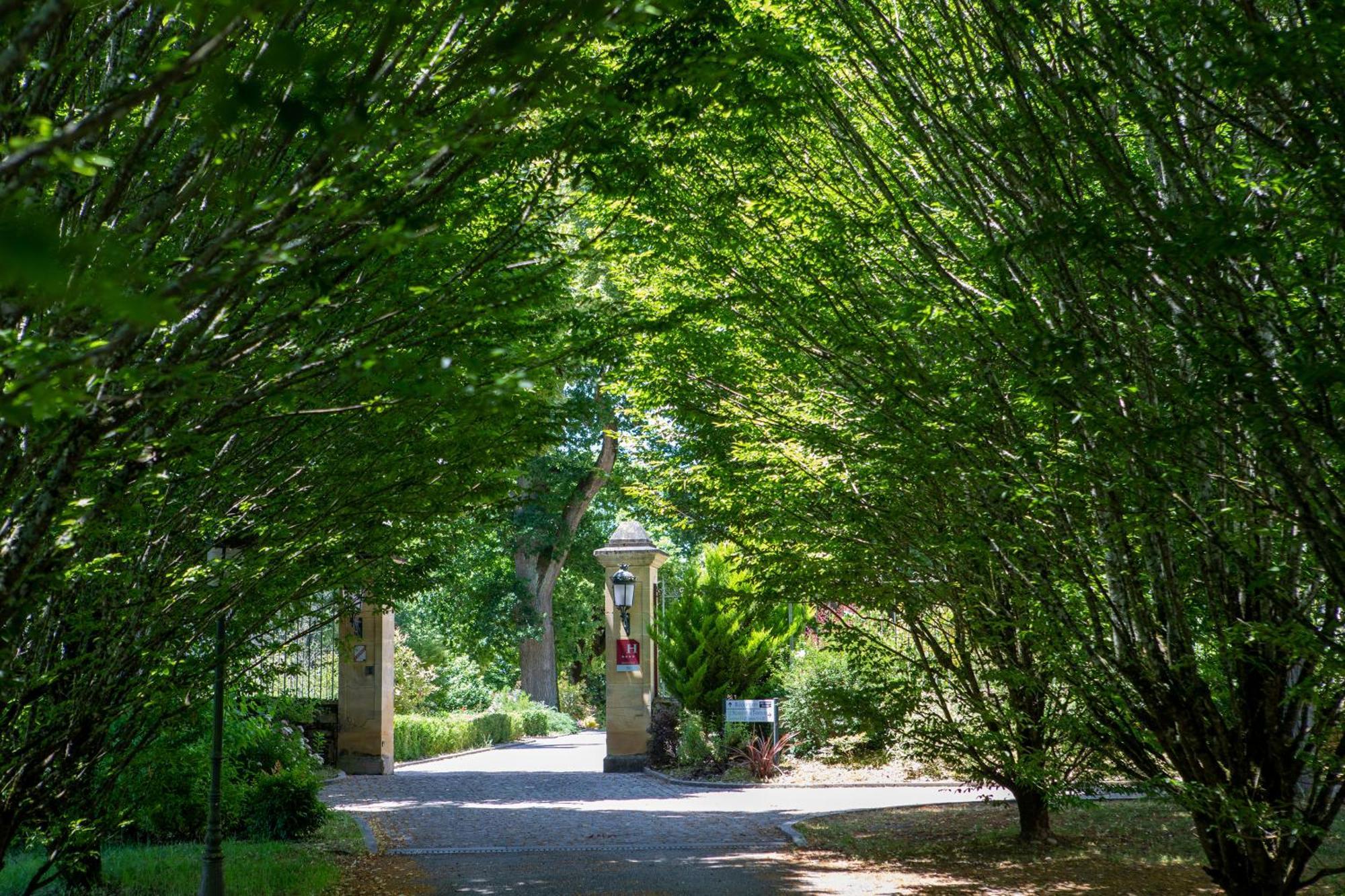 Domaine De Monrecour - Hotel & Restaurant - Proche De Sarlat Saint-Vincent-de-Cosse Buitenkant foto