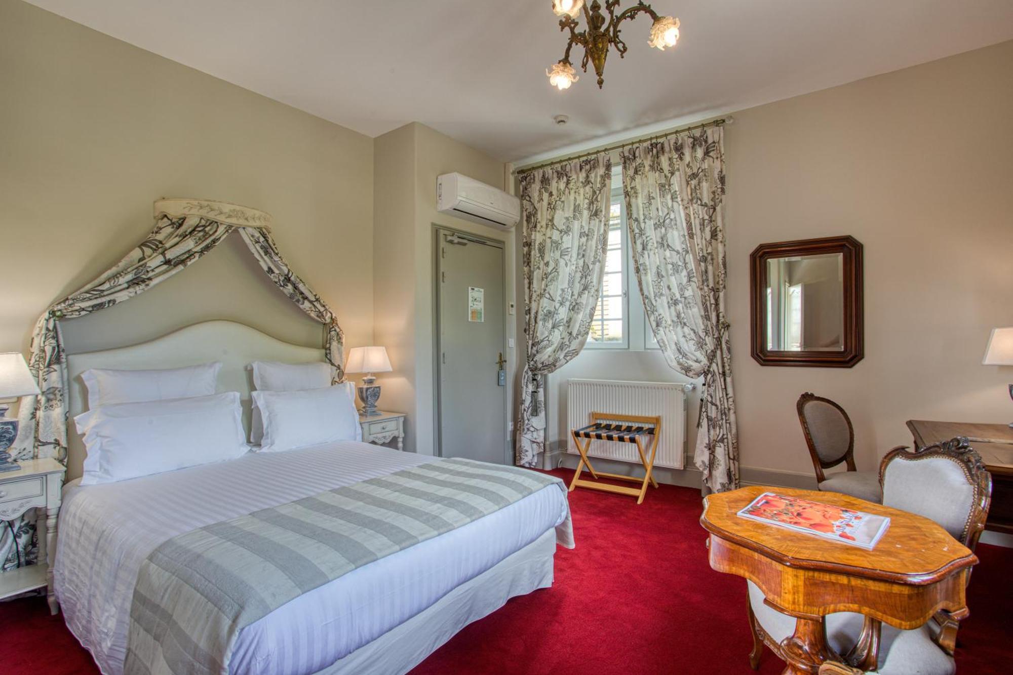Domaine De Monrecour - Hotel & Restaurant - Proche De Sarlat Saint-Vincent-de-Cosse Buitenkant foto